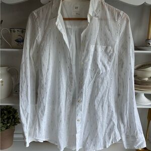 GAP Classic White Cotton Shirt